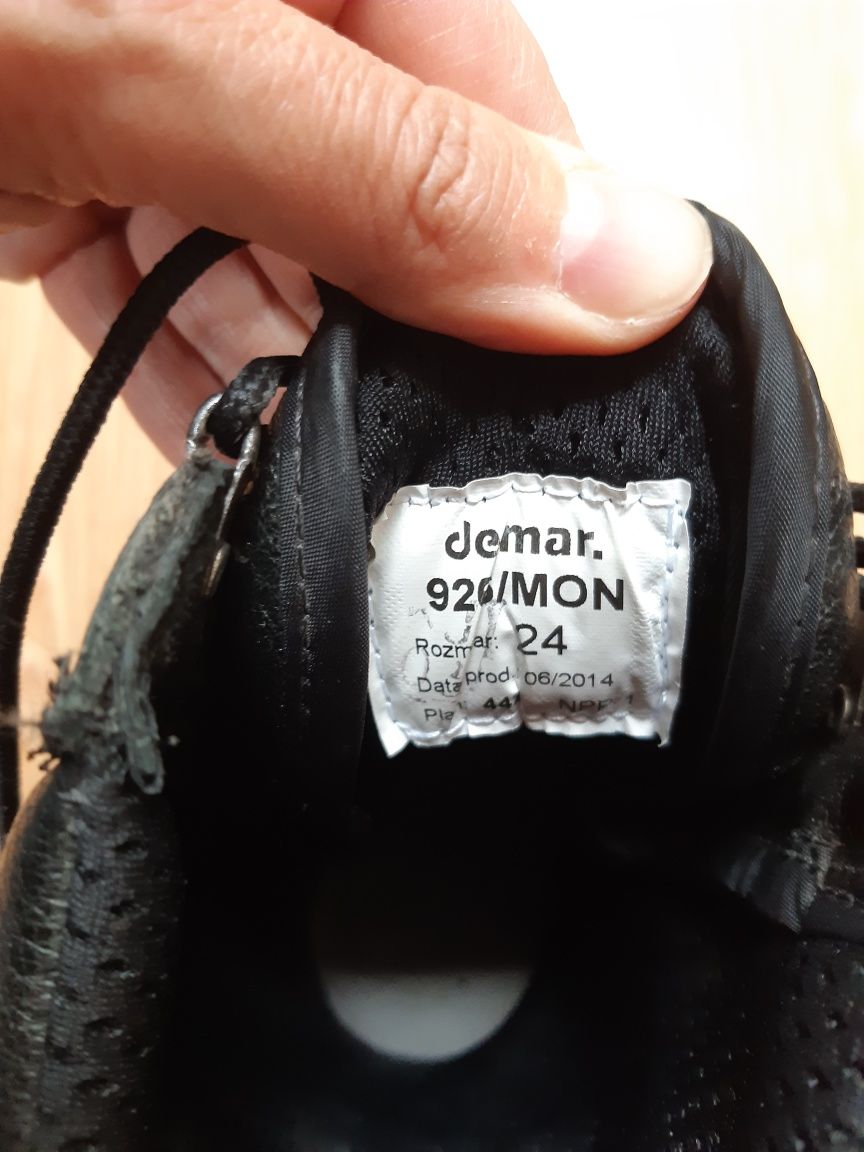 Buty wojskowe harcerskie trapery Demar. Rozm 39. 24 cm.