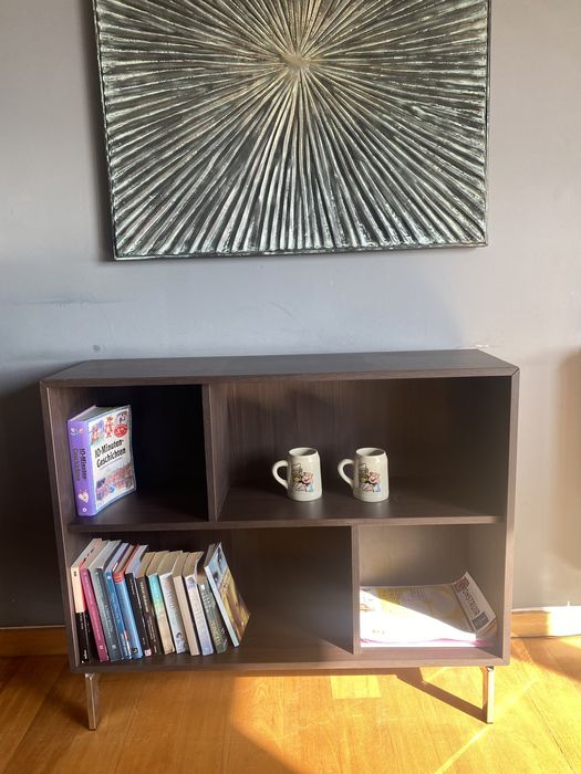 móvel de sala castanho