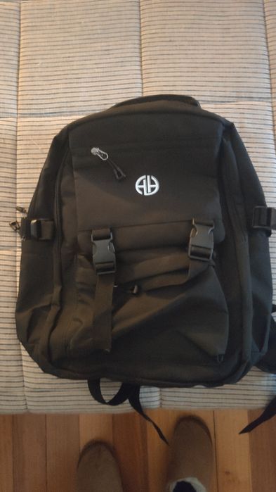 Mochila nova - sem marca