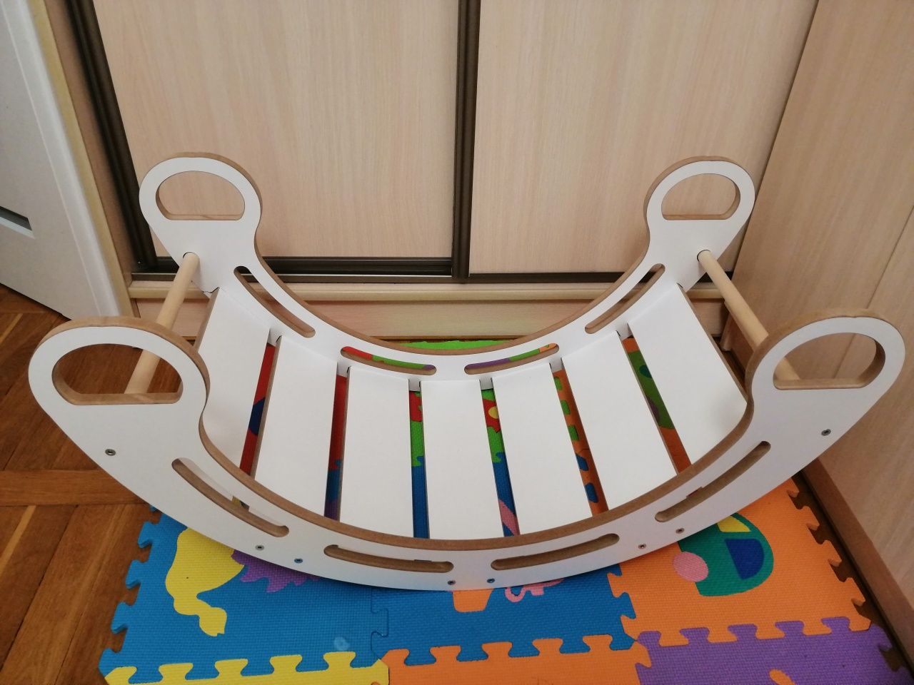 Bujaczek zjeżdżalnia ścianka w stylu Montessori