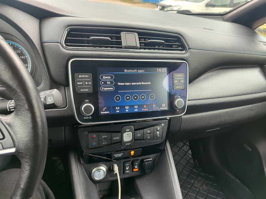 Nissan leaf 09.12.2019 рік 62kw