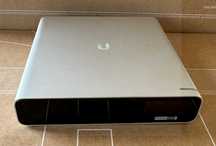 Zestaw UniFi CloudKey+ UCK-G2-PLUS + CloudKey Rack Mount CKG2-RM