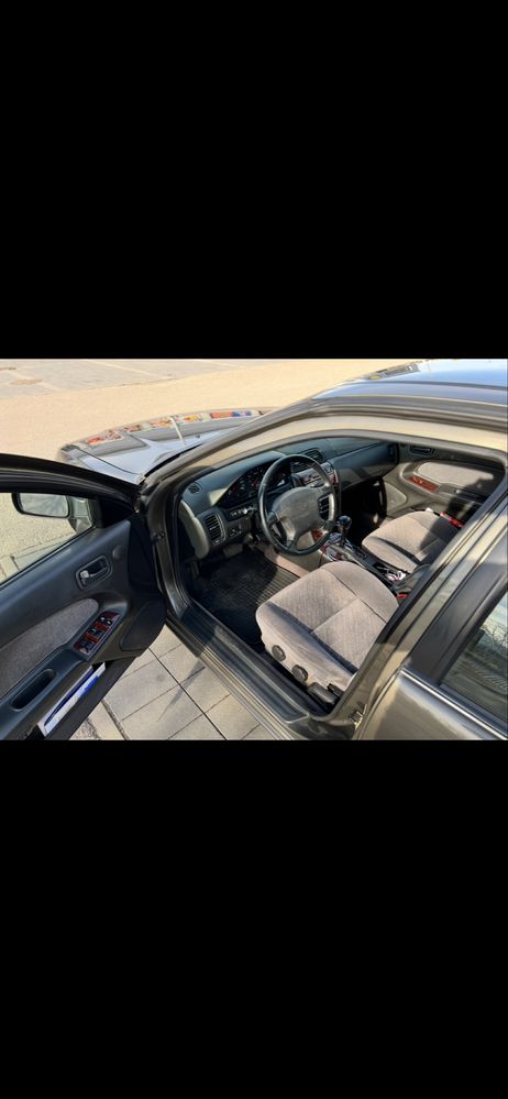 Nissan Maxima QX 3.0 V6 192km