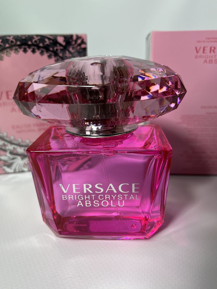 Парфумована вода Versace Bright Crystal Absolu