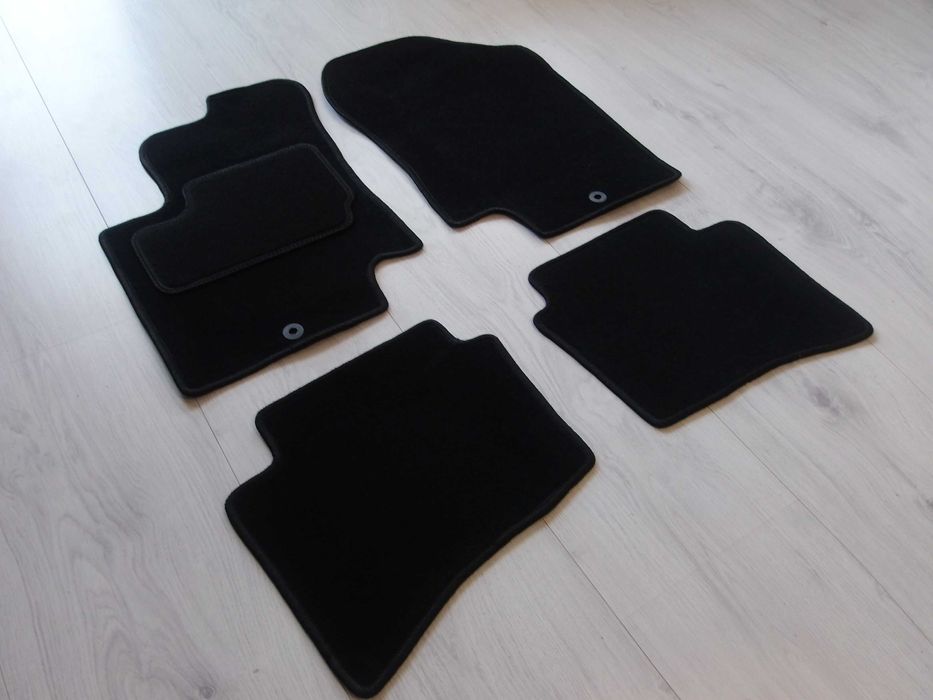 Dywaniki Welurowe HYUNDAI I20 09-11 Idealnie Dopasowane STOPERY