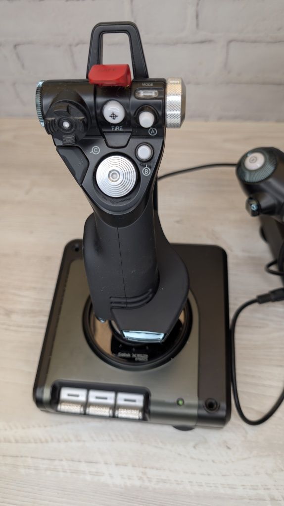 Saitek X52 Pro Flight Control System Hotas Joystick Symulator Lotu BDB