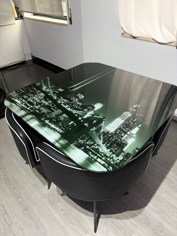 Mesa jantar com cadeiras