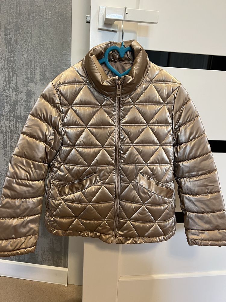 Курточка Zara 128 р.