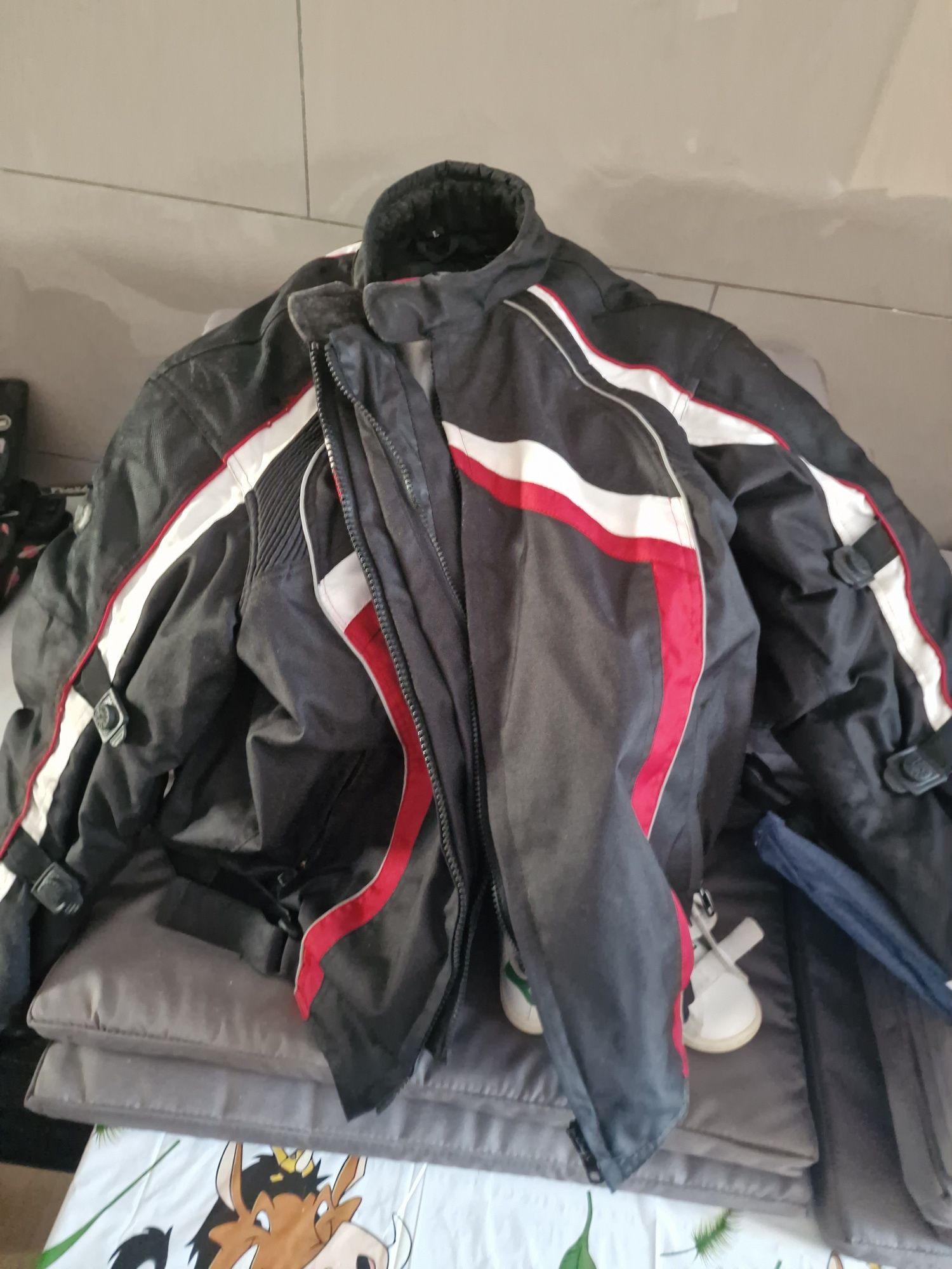 Casaco Moto+Capacete moto+ sistema Bluetooth L