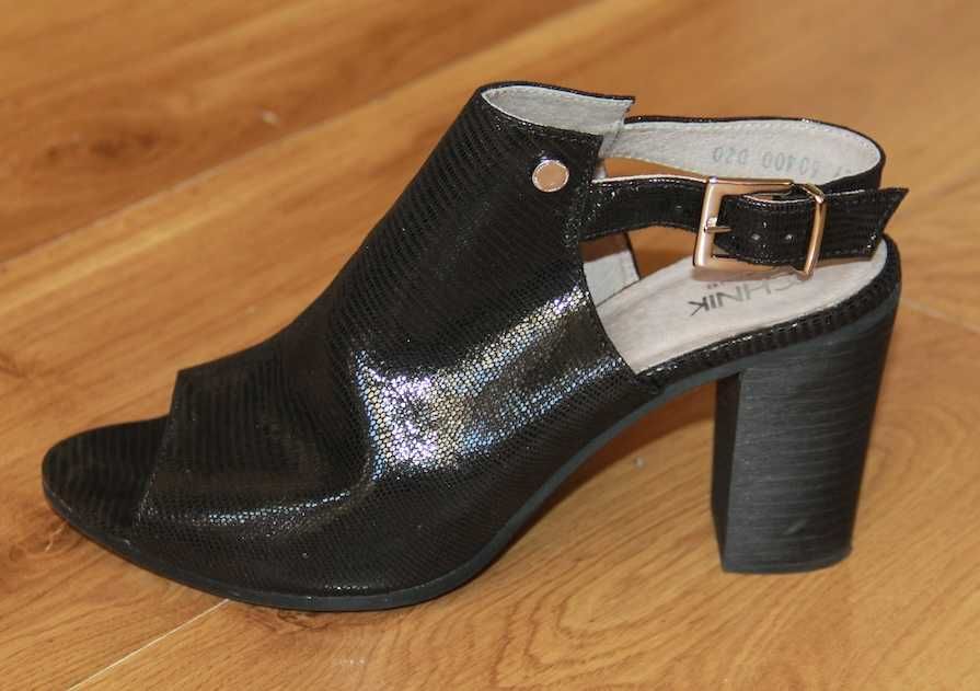 OCHNIK skórzane czarne sandałki klapki skóra kozia 39 czółenka badura