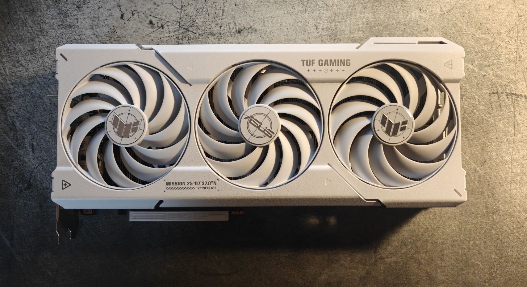 (Cena do 06.08)Karta graficzna Radeon RX 7800 XT TUF Gaming White OC
