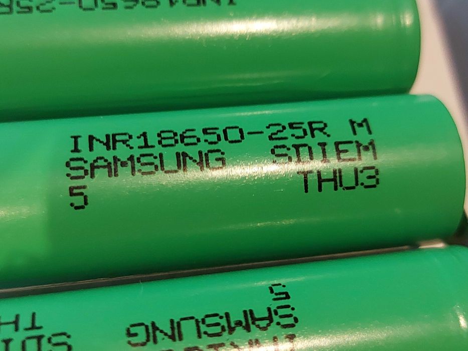 BOSCH GBA 18V li-ion pakiet do samodzielnej wymiany 1,5Ah - 2,5Ah