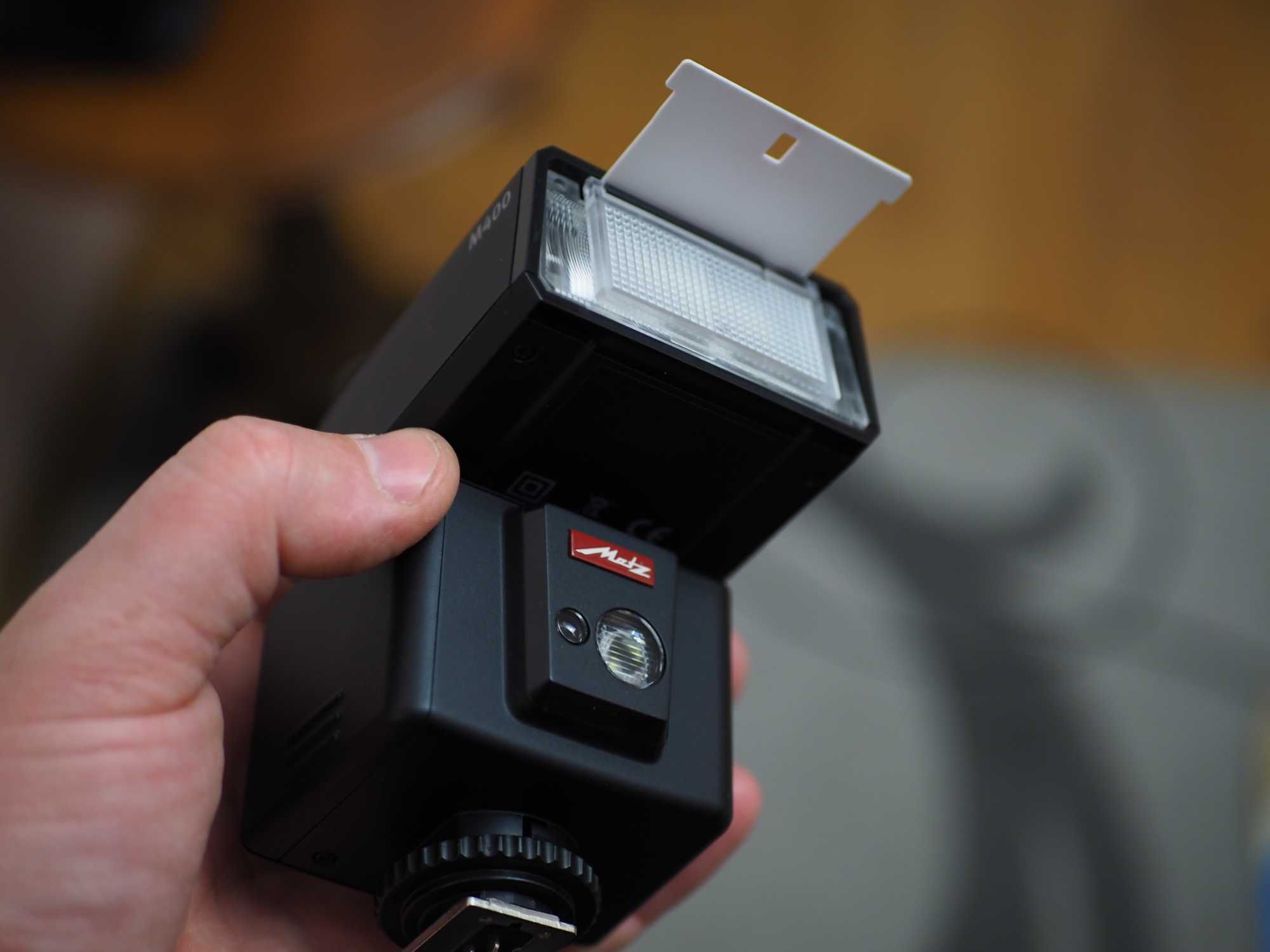 Спалах Canon Metz M400 AUTO, E-TTL, HSS, M, LED, ZOOM24-105mm