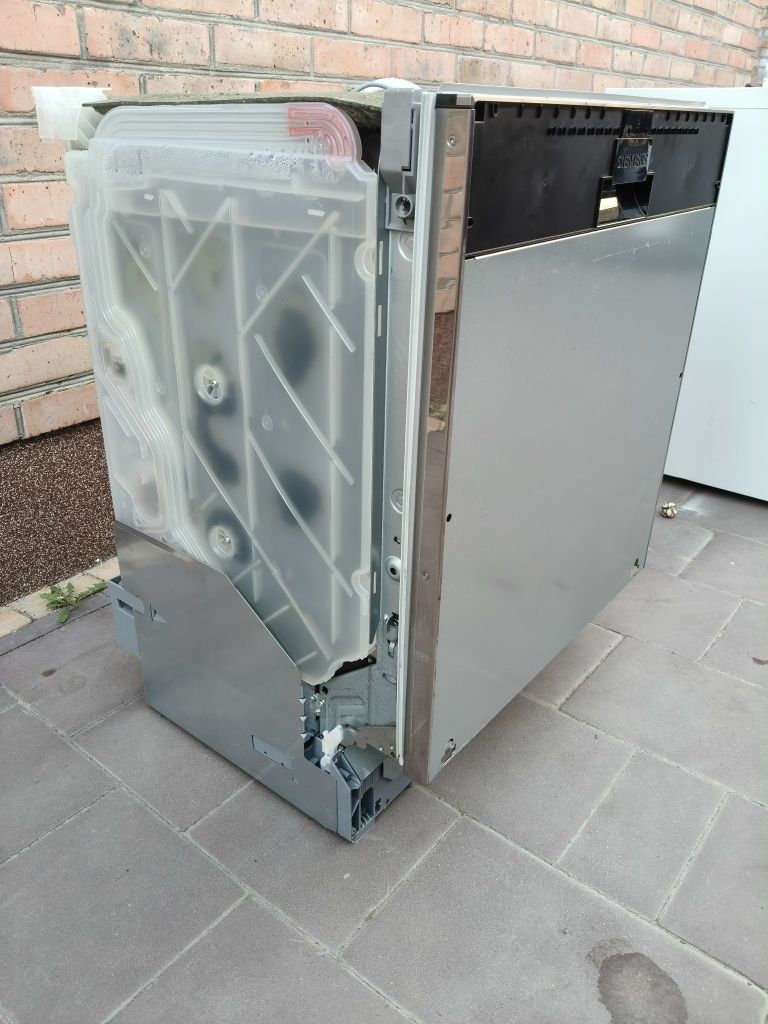 Посудомийна машина Simens Model SE63HX60AE/01 розміри 60 на 80