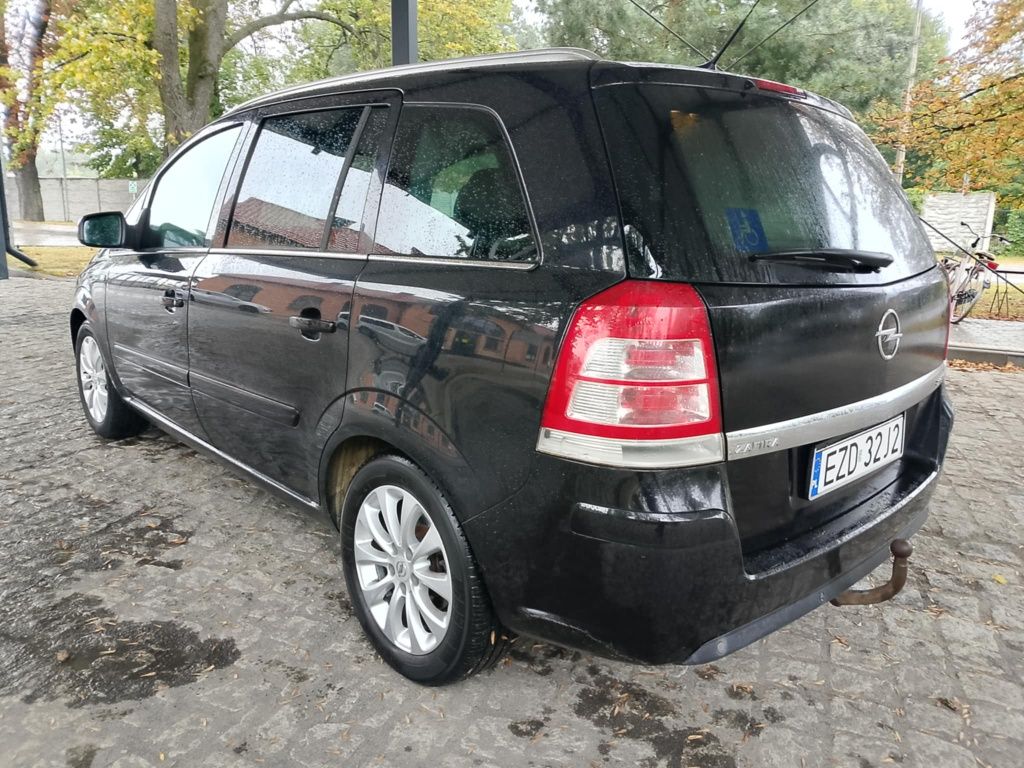 Opel Zafira Lift 1.9CDTi 2009r 7 miejsc  259tys
