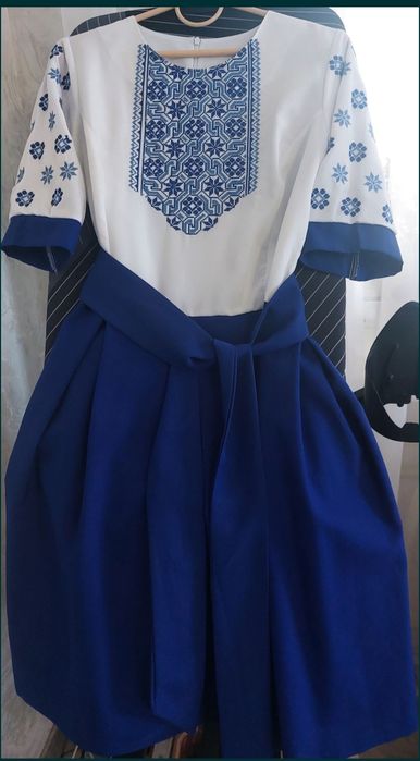 Сукня вишита 46-48 р