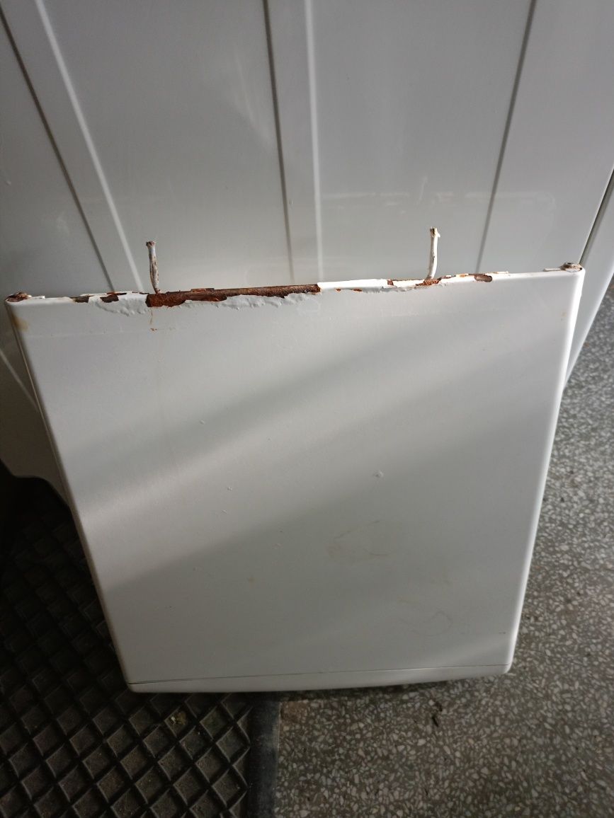 Pralka Whirlpool 40cm sprawna, urwana klapa do naprawy