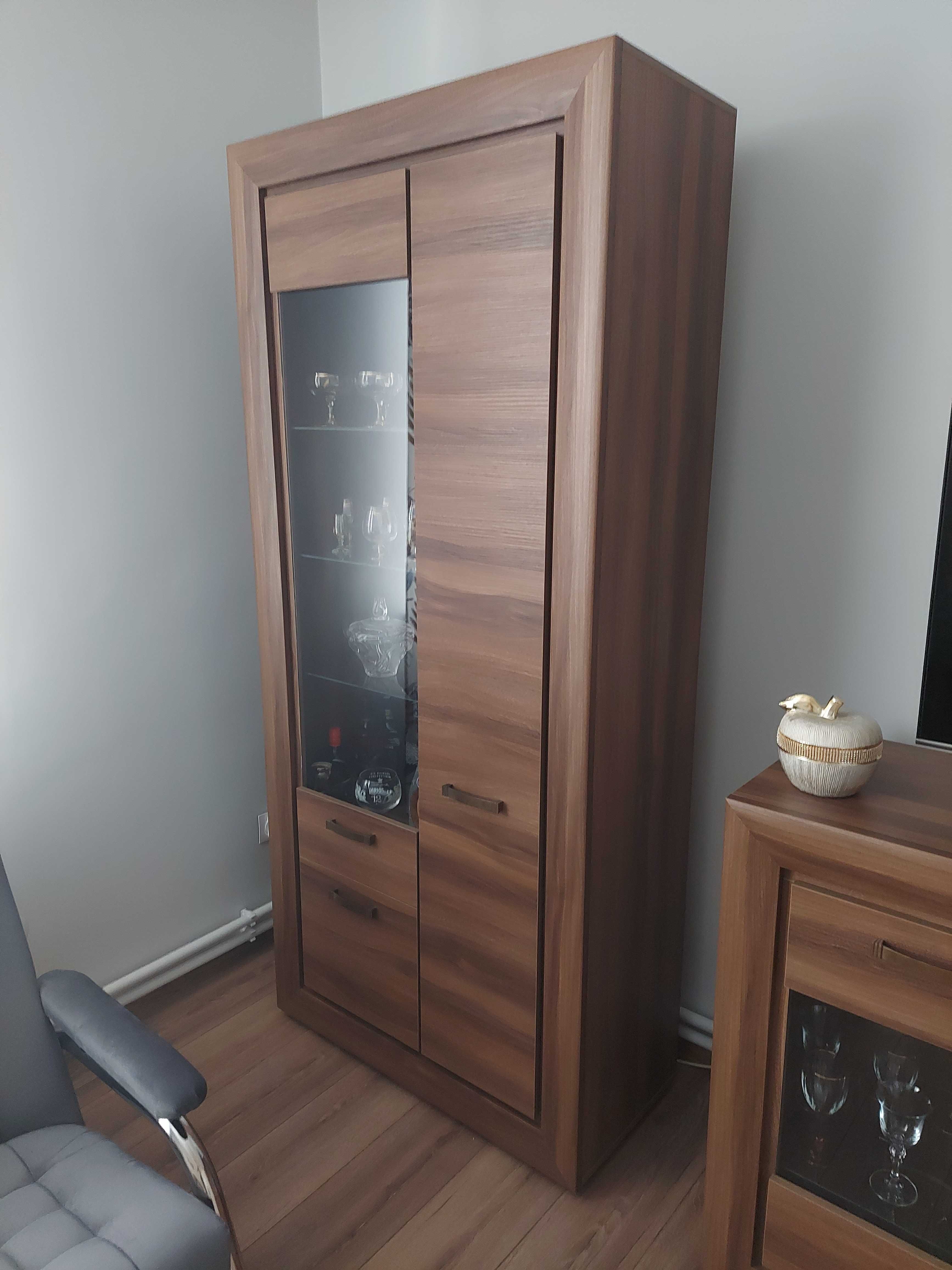 Meble pokojowe jak nowe! Zestaw -4 elementy