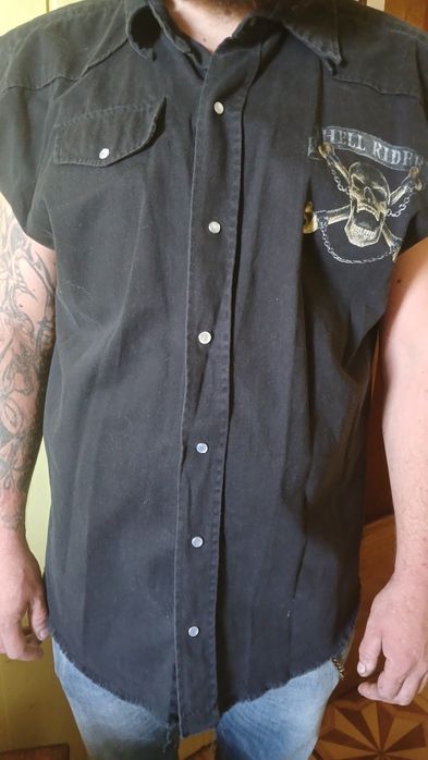 Сорочка безрукавка байкерська чорна з принтом з мотоциклом