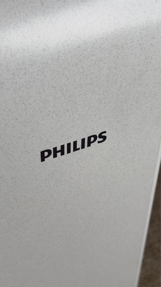 Очищувач повітря Philips AC3055/50 ще на гарантії