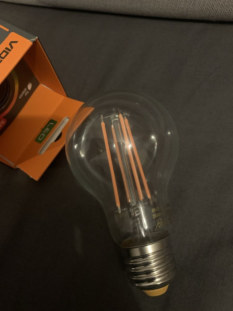 Żarówka do roślin led E27 8W