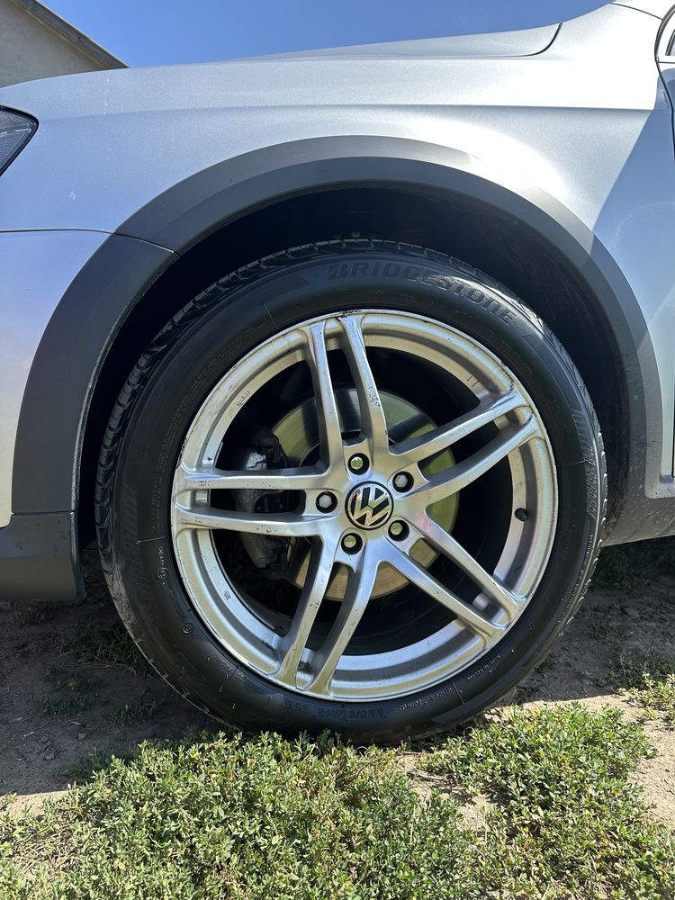 Диски Audi Vw r18 5 112 Резина Шини 225 50 Bridgestone