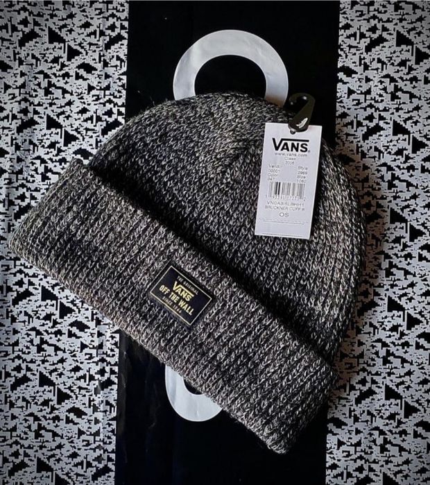 ОРИГІНАЛ шапки Marshall Artist, The North Face, Levis, Vans