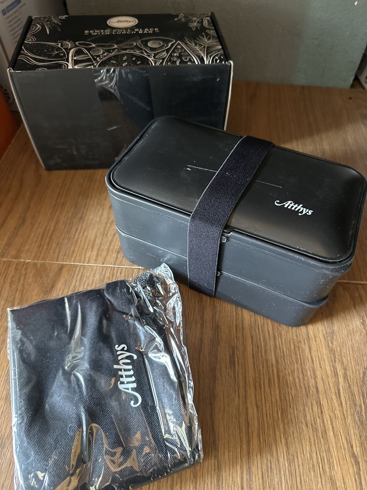 Atthys lunch box czarny z torba izotermiczna nowy