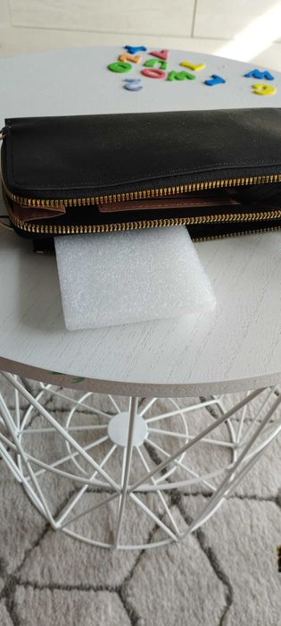 Etui z portfelem na smartfon