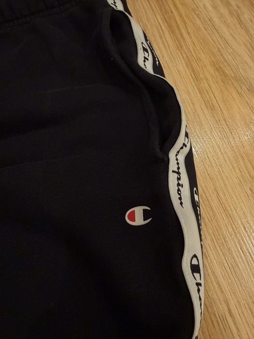 Чоловічий костюм champion