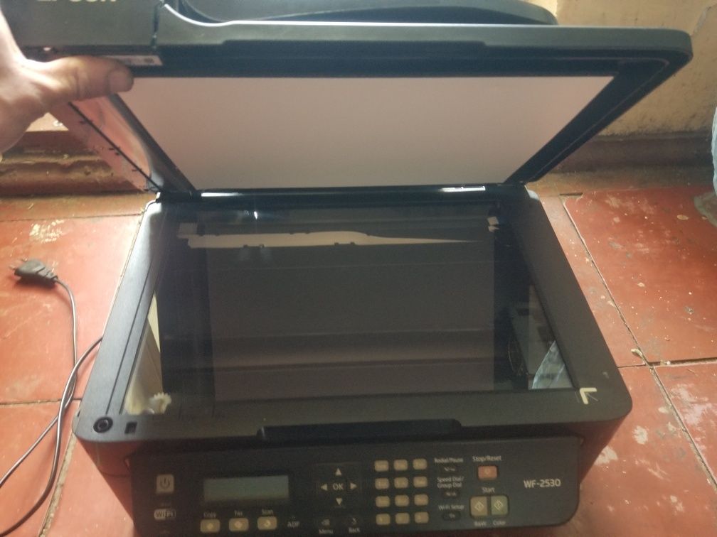 Принтер EPSON в рабочем состоянии