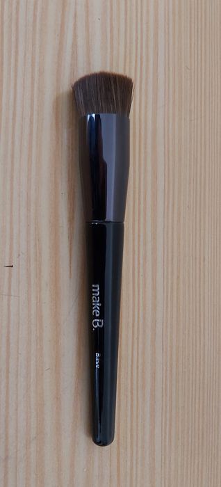 Pincel para base da Boticário Novo