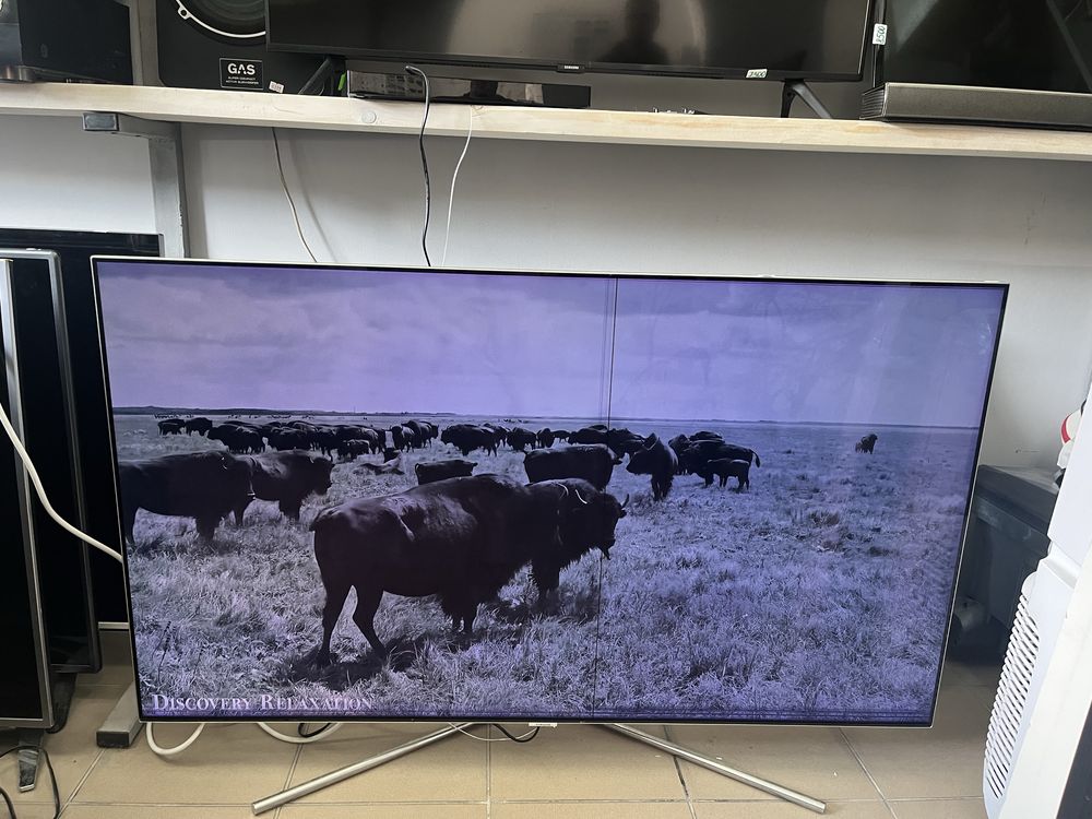 Телевізор Samsung Q7F QE55Q7FAMT  Smart TV з дефектом
