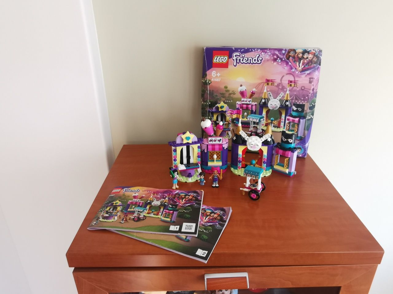 Lego Friends 41687 Magical funfair