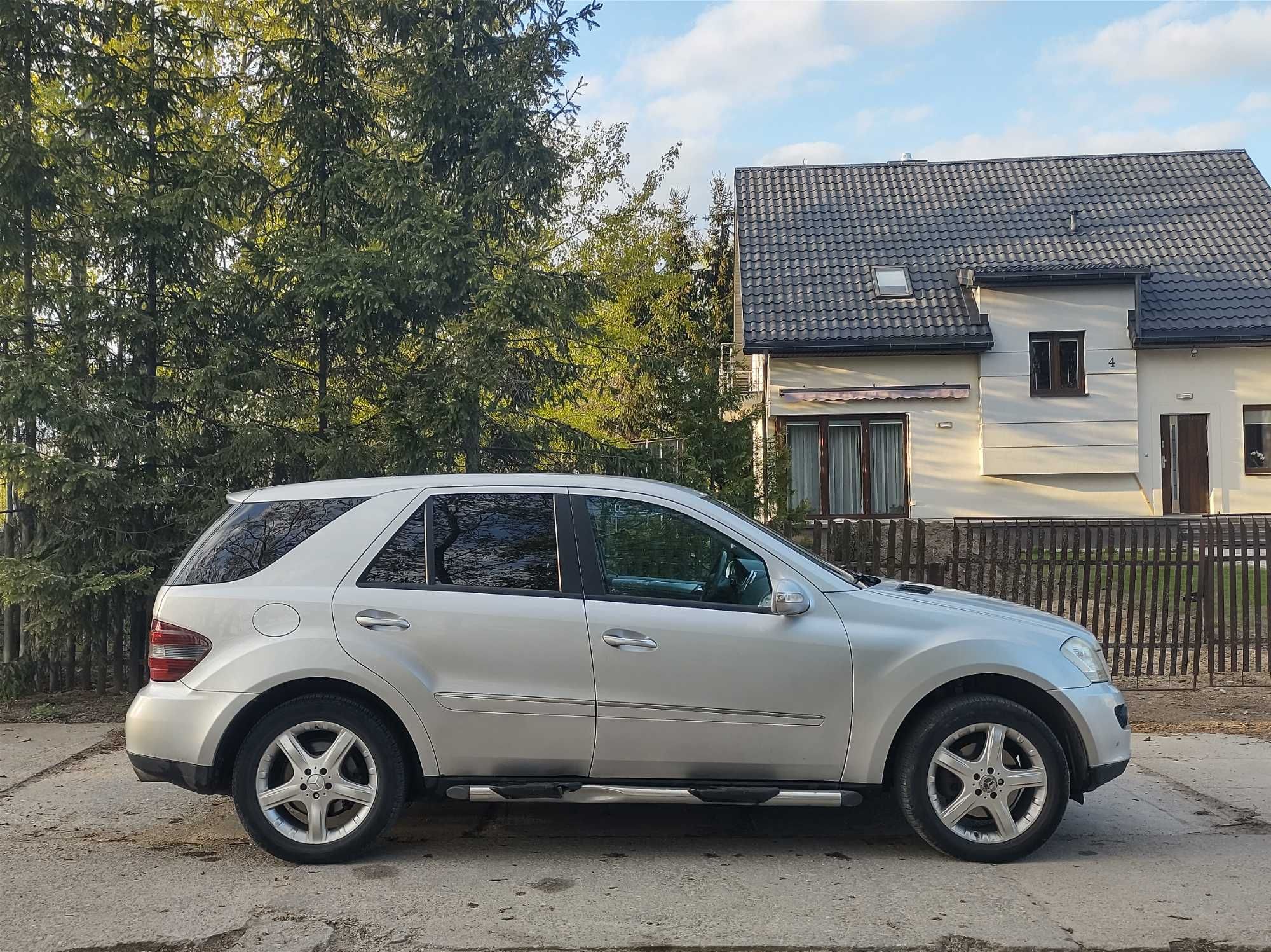 Mercedes ML, Gaz sekwencja, zamiana