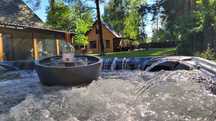 Domki Leśny Zakątek Radawa JACUZZI, SAUNA