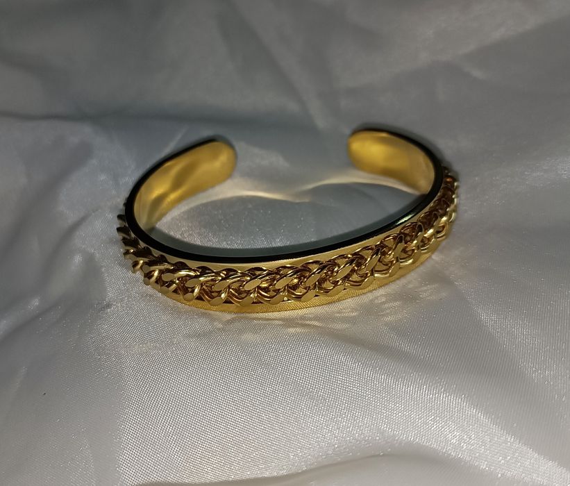 Pulseira dourada
