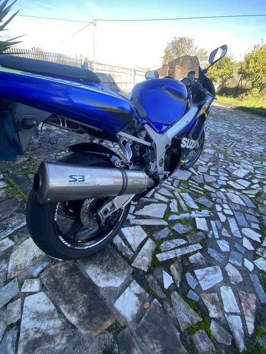 Suzuki Gsx 600R