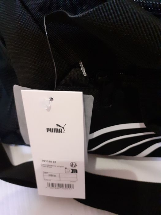 Puma czarna torba z regulowanym paskiem sportowa fit trening podrozna