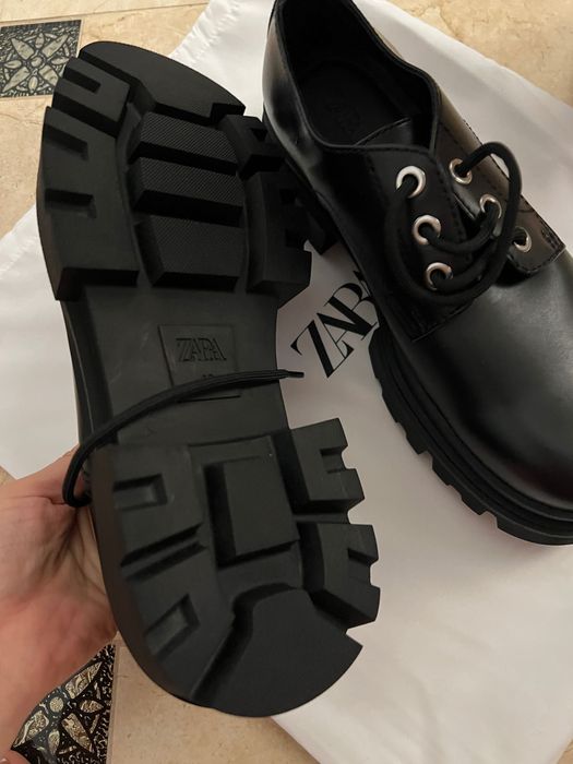 Zara лофери чоловічі на масивній підошві, 28 см. Трендові. Кросівки