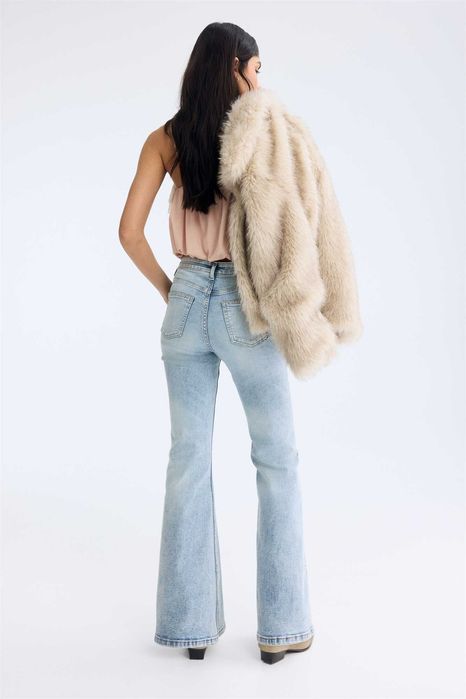 Spodnie dżinsowe 36 nowa kolekcja Flared High Jeans PROMOCJA DIVIDED