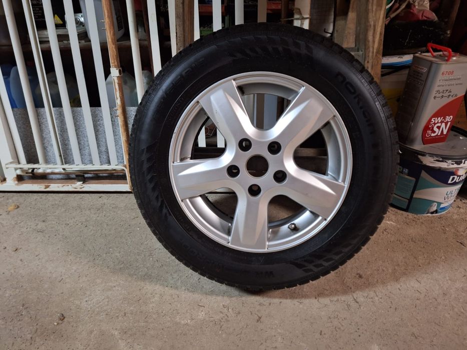 Komplet kół zimowych 195/65 R15 Nokian WR Snowproof – felgi alu Toyota
