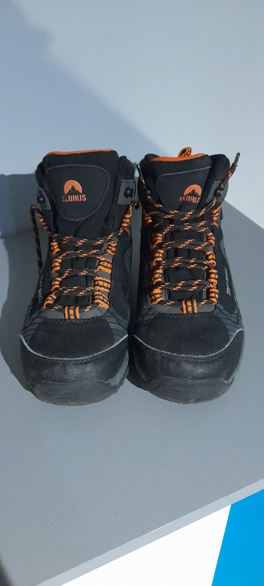 Zimowe buty softshell r. 34 Elbrus Martes Sport