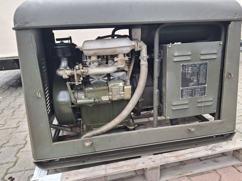 Wojskowy agregat prądotwórczy PAB4 4kw. 400v