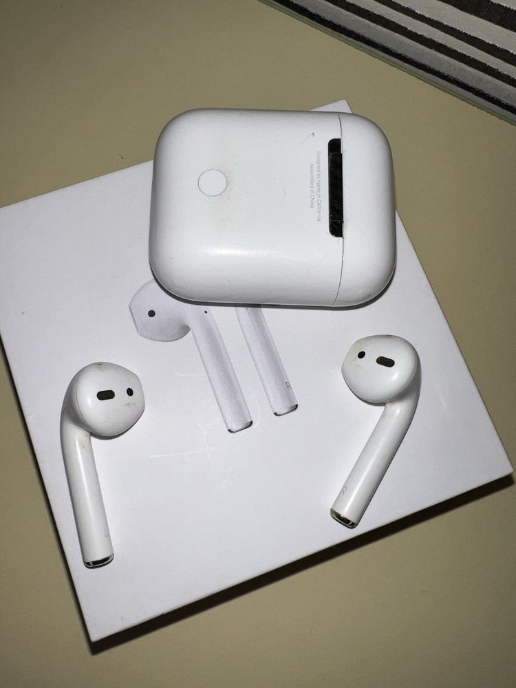 Навушники AirPods 1 (на деталі чи під відновлення)