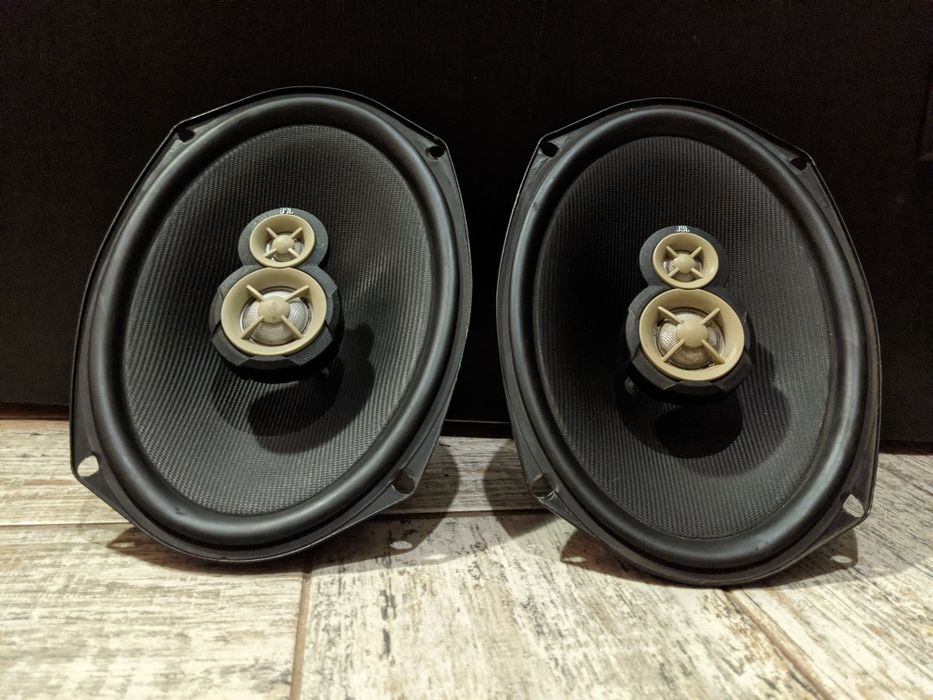 JBL GTO935E, овалы динамики в авто.