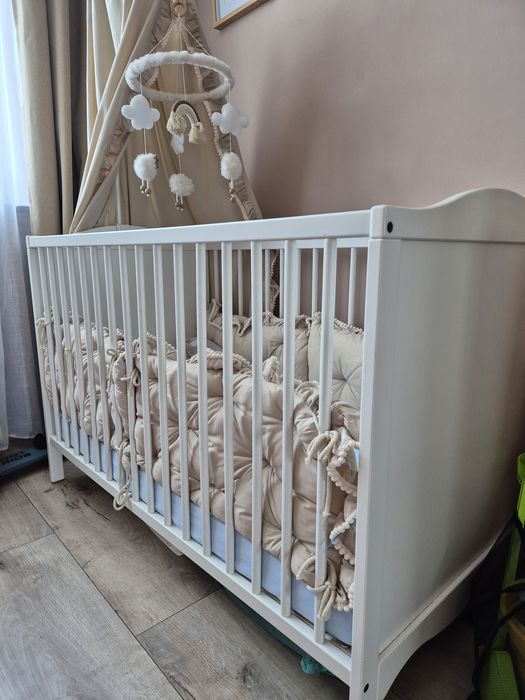 Łóżeczko niemowlęce SMÅGÖRA z materacem SKÖNAST 120x60