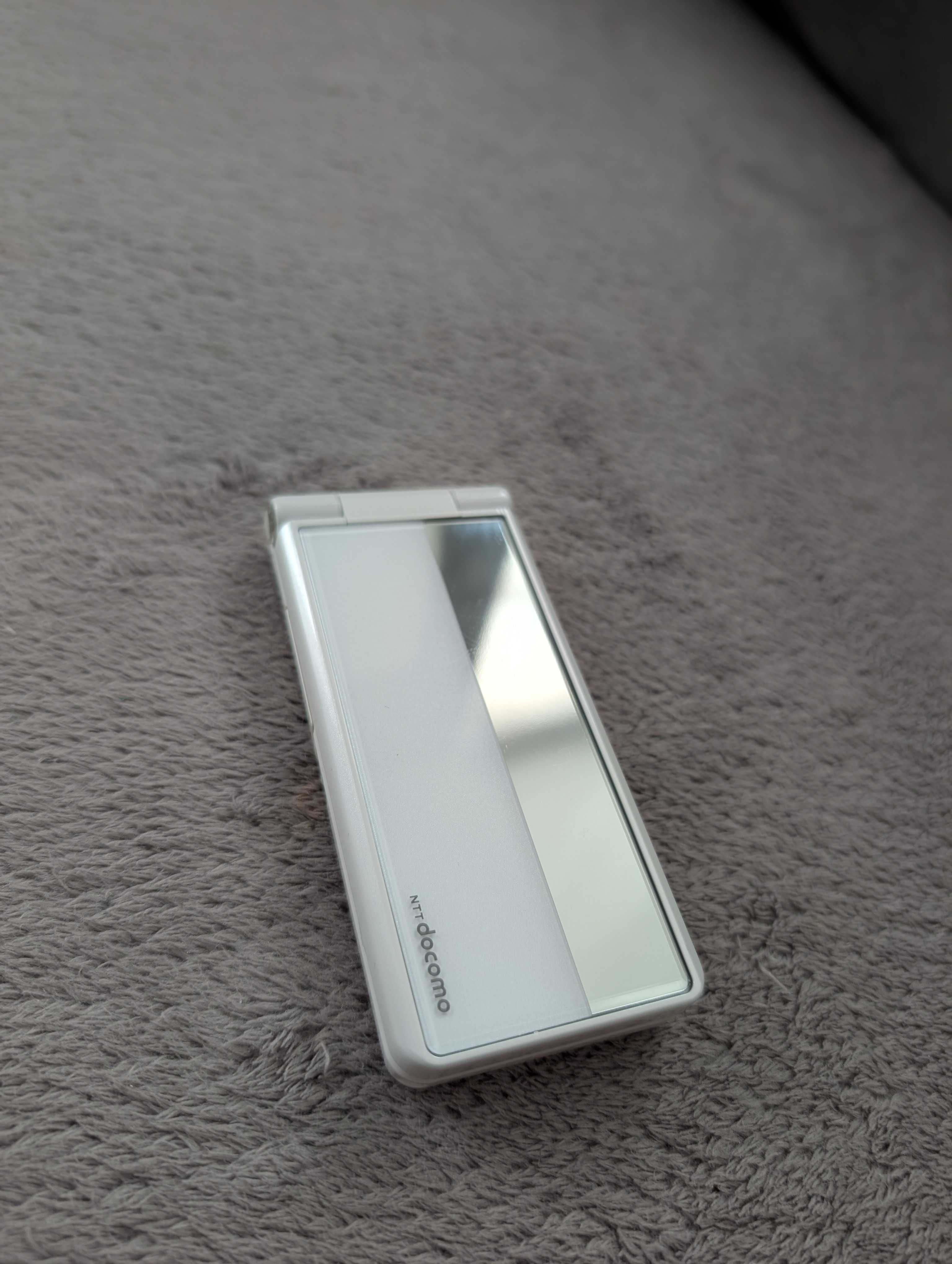 Японский мобильный Panasonic P-01E DOCOMO Flip телефон раскладушка