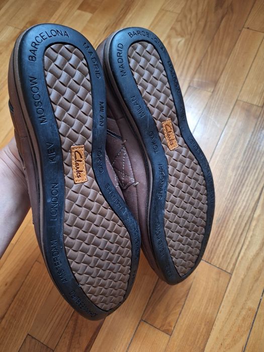 Туфлі шкіряні Clarks