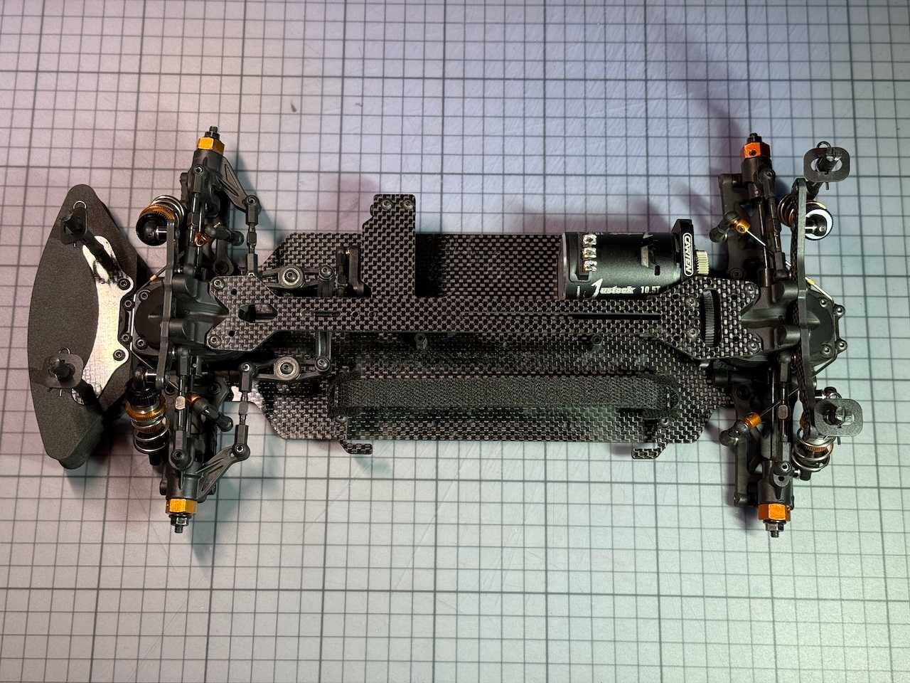 Chassi Carten T410R + Motor Brushless Hobbywing XeRun Justock 10.5T